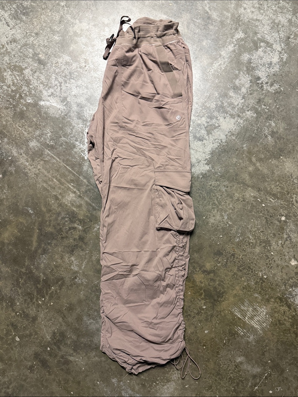 lululemon athletica dance studio, relaxed cargo Jaggers